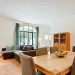 Domaine De L'osage 4*