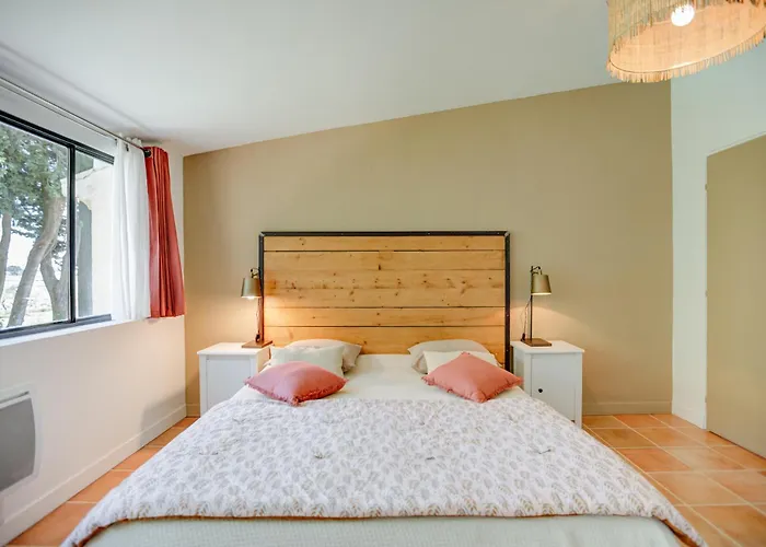 Le Domaine De L'osage بيت ضيافة بو سانت إيستبري