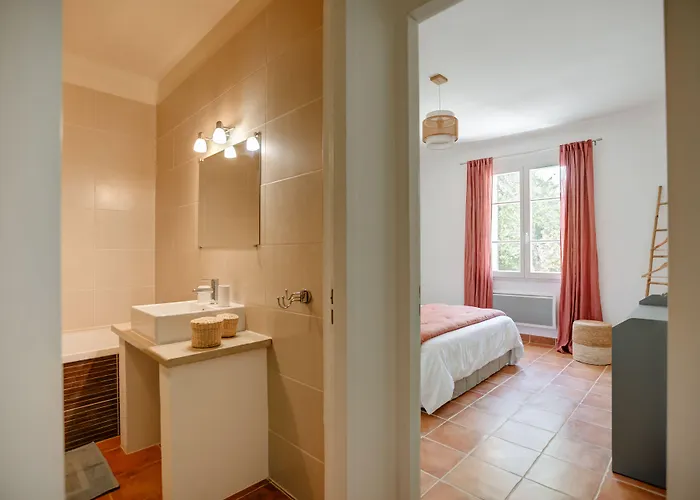 Le Domaine De L'osage بو سانت إيستبري